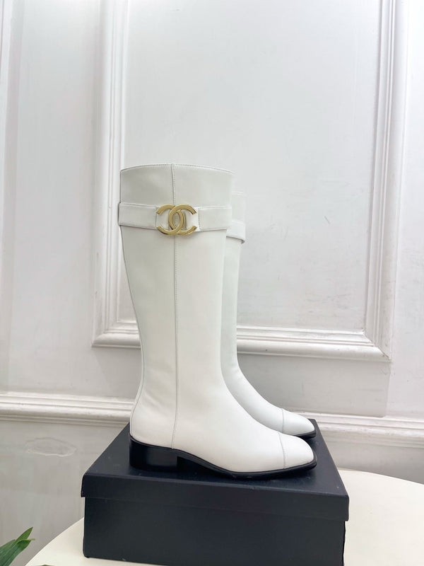 CC Double C Knee-High Boots 3.5CM White Leather 946892