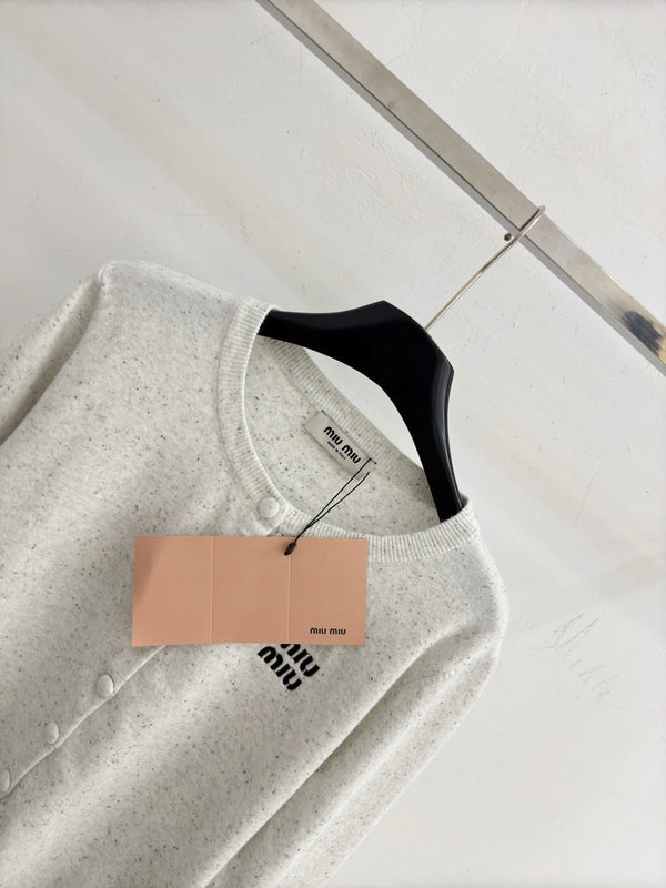 Miu Embroidered Logo Cardigan Wool 801947