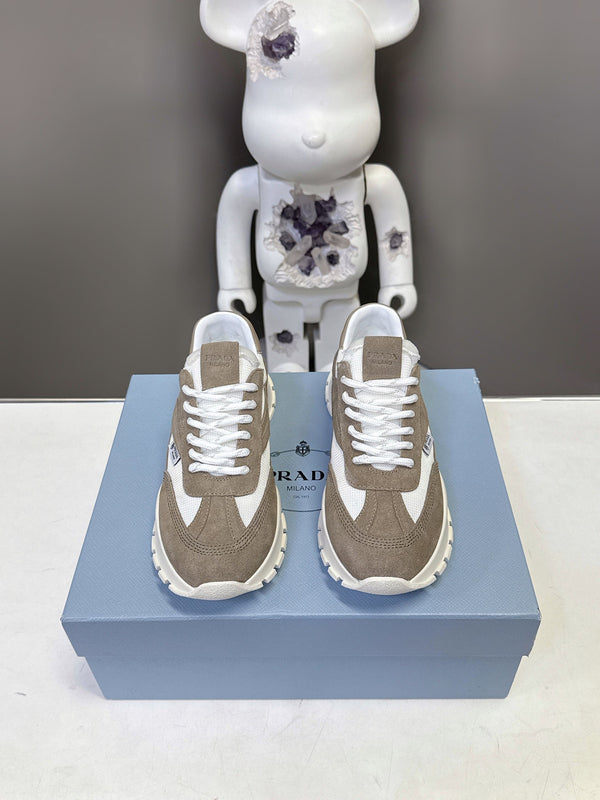 Prad 26ss Milano Logo Label Sneakers Light Brown White Mesh Suede 951931