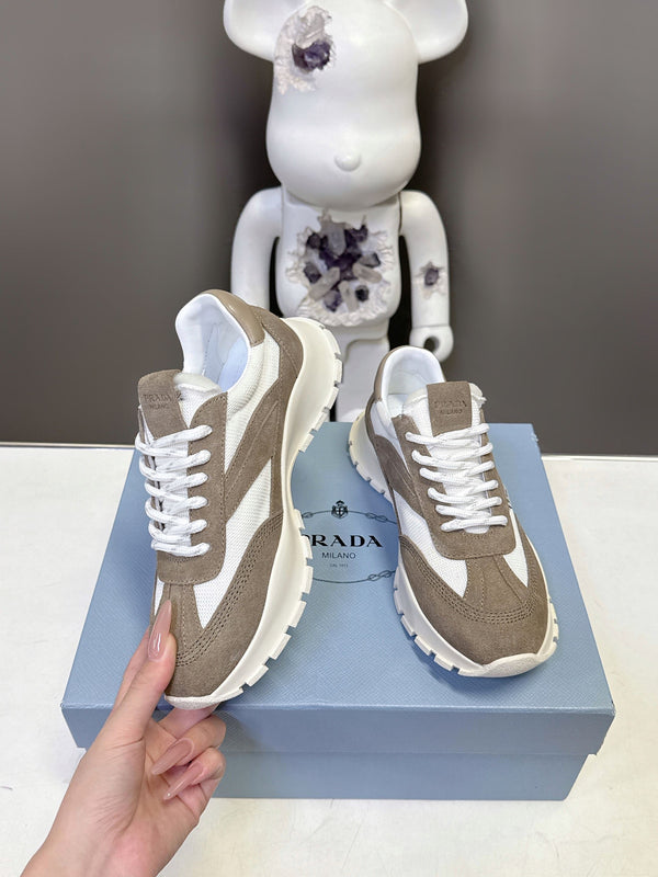 Prad 26ss Milano Logo Label Sneakers Light Brown White Mesh Suede 951931
