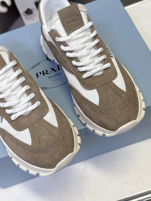 Prad 26ss Milano Logo Label Sneakers Light Brown White Mesh Suede 951931