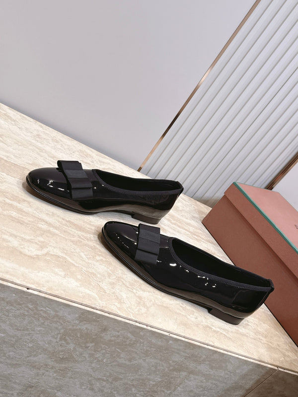 LP Bow Ballet Flats Black Patent Leather 954494