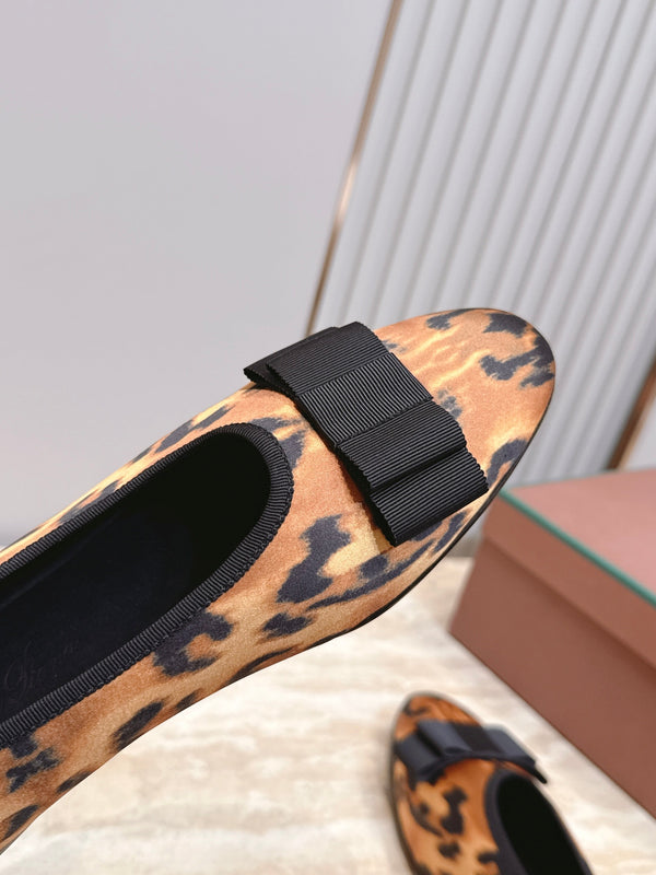 LP Bow Ballet Flats Leopard Print Satin 954495