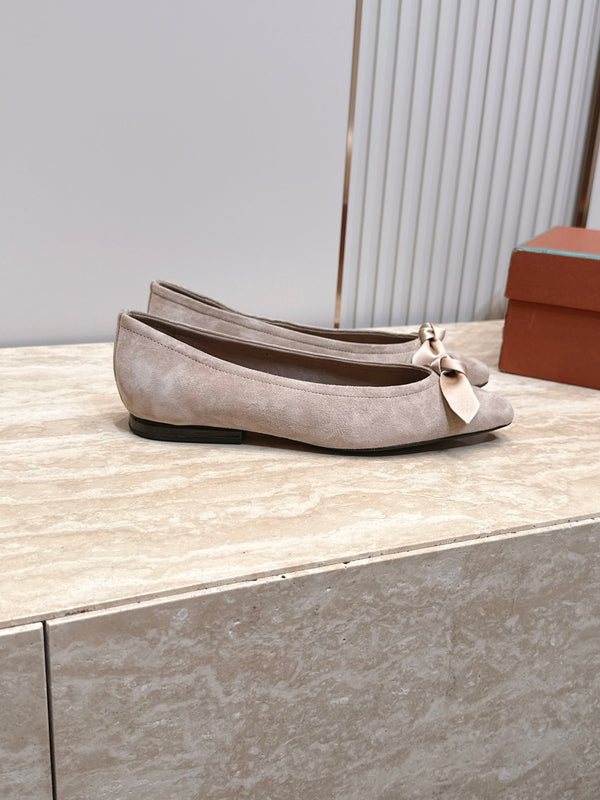 LP Primula Pointed-Toe Ballet Flats Silk Bow Beige Suede 954475