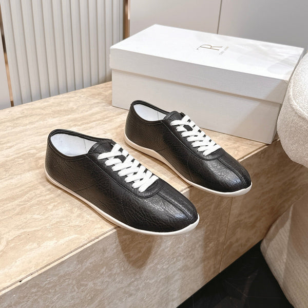 TR Low-Top Sneakers Black Textured Leather 954417