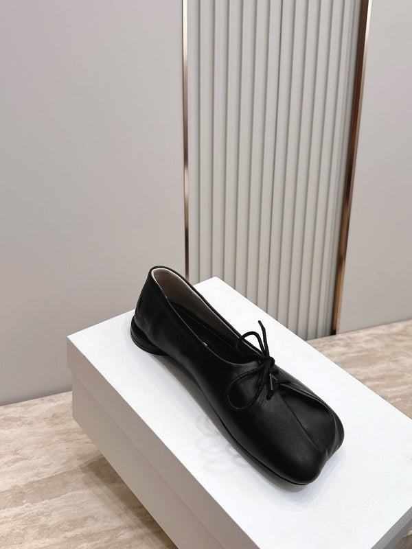 TR Lace-Up Ballet Flats Square Toe Black Leather 954412