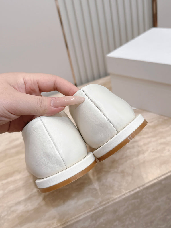 TR Lace-Up Ballet Flats Square Toe Cream Leather 954411