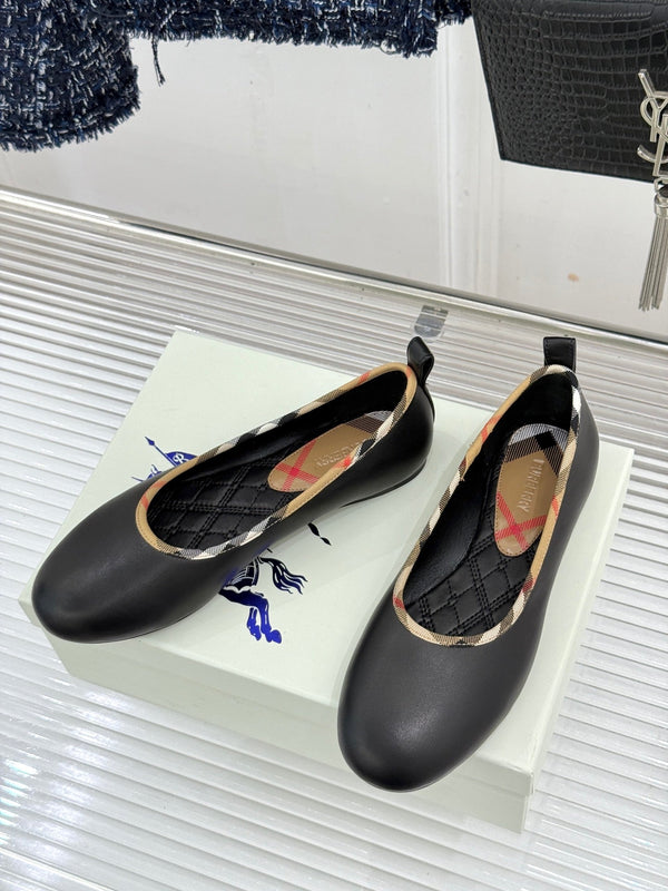 Burberry Robin Ballet Flats Black Leather 956167