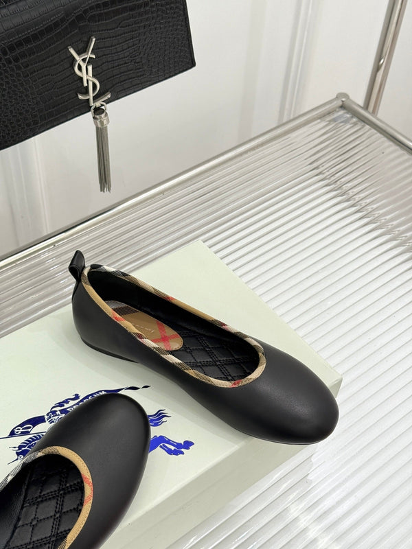 Burberry Robin Ballet Flats Black Leather 956167
