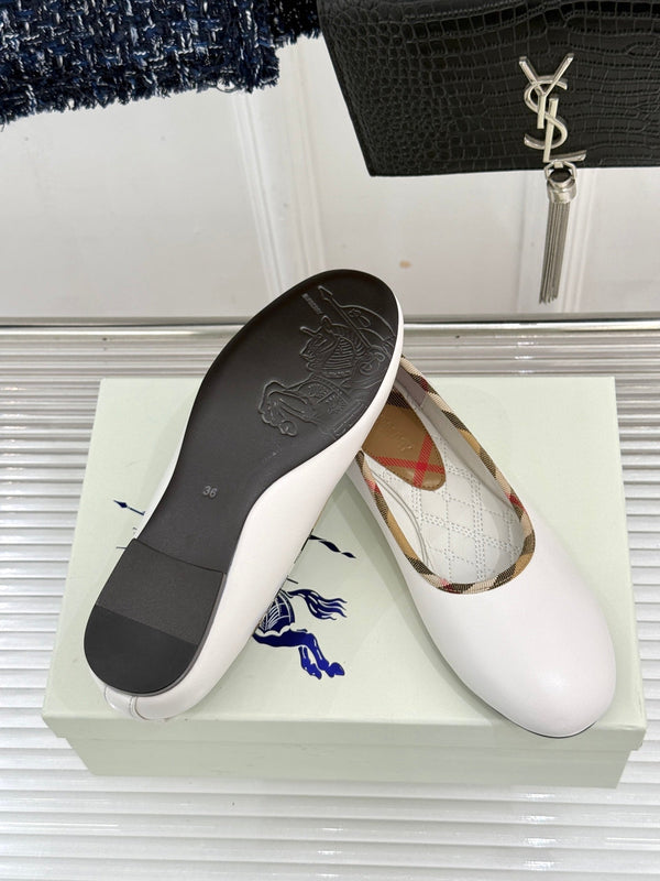 Burberry Robin Ballet Flats White Leather 956166