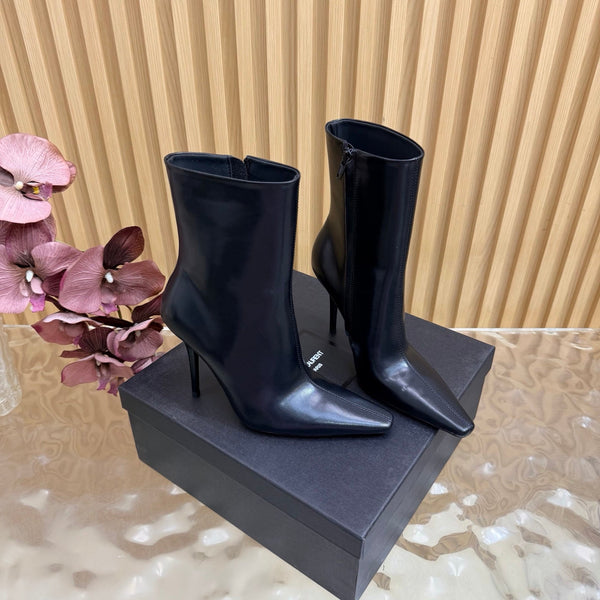 YSL Pointed-Toe Stiletto Ankle Boots 8CM Black Leather 955831