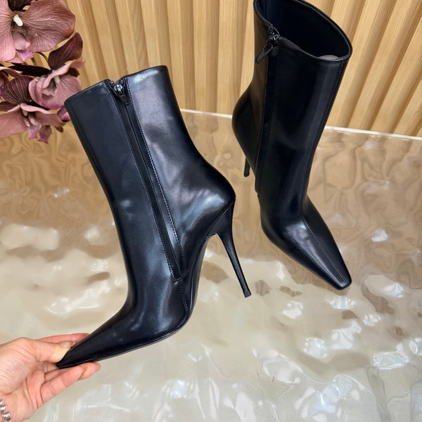 YSL Pointed-Toe Stiletto Ankle Boots 8CM Black Leather 955831