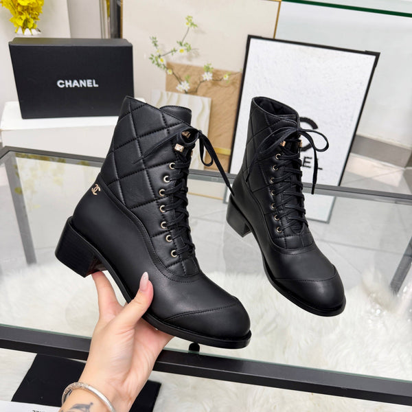 CC Lace-Up Ankle Boots 5CM Black Quilted Leather 958903