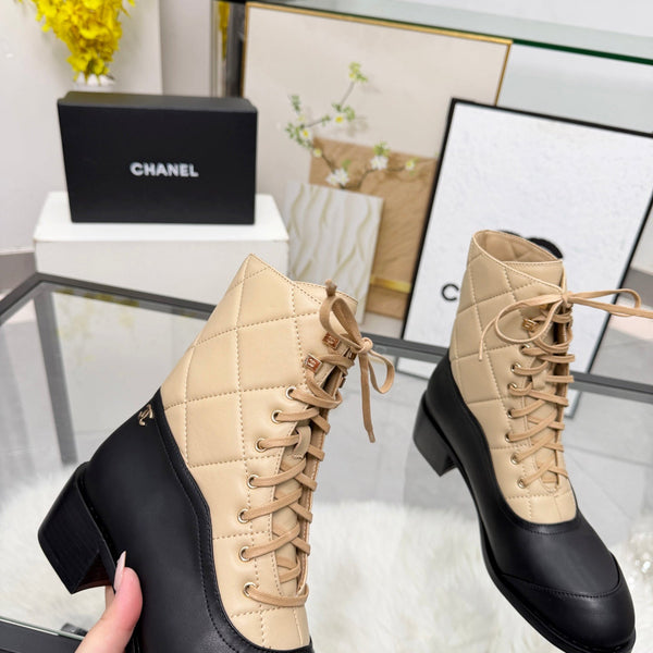 CC Lace-Up Ankle Boots 5CM Beige Black Quilted Leather 958902