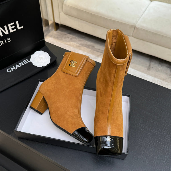 CC Ankle Boots White Square Toe Camel Black Suede Leather 958070