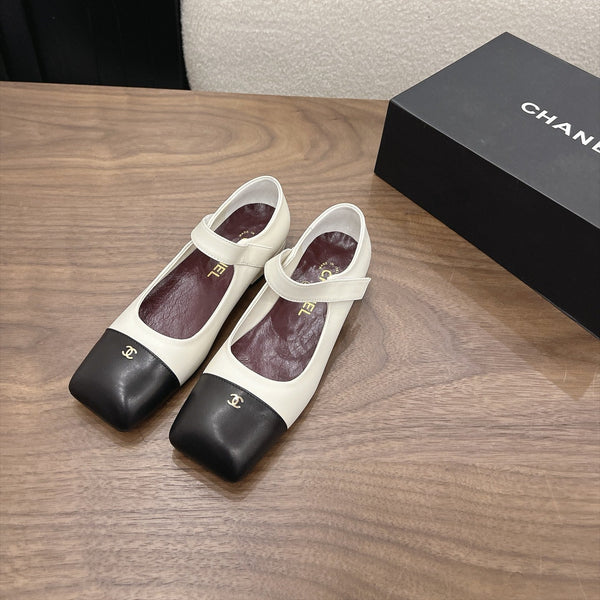 CC Square-Toe Mary Jane Flats White Black Lambskin 961511