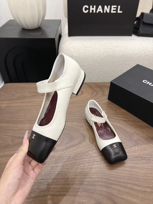 CC Square-Toe Mary Jane Flats White Black Lambskin 961511