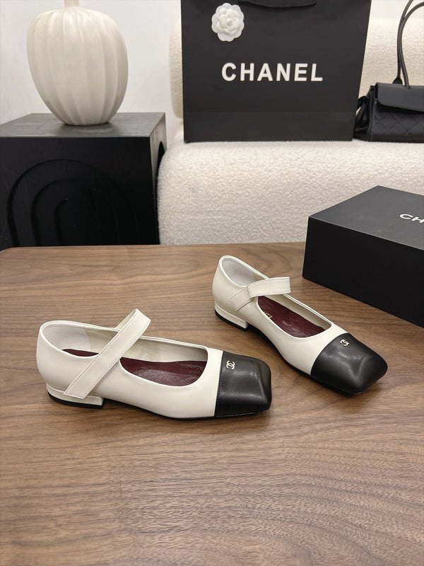 CC Square-Toe Mary Jane Flats White Black Lambskin 961511