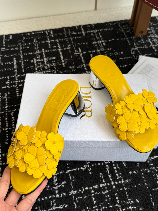 CD Bloom Mules 4.5CM Yellow Leather Flowers Bee Accent 966852