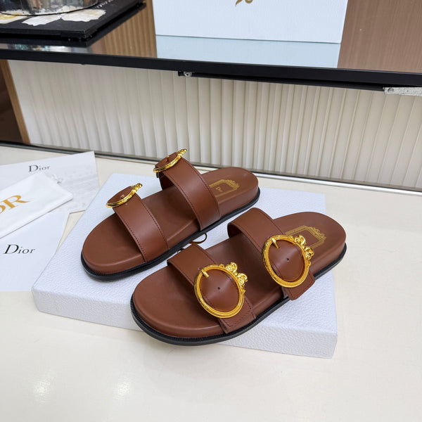 CD Médaillon Buckle Slide Brown Leather 987052