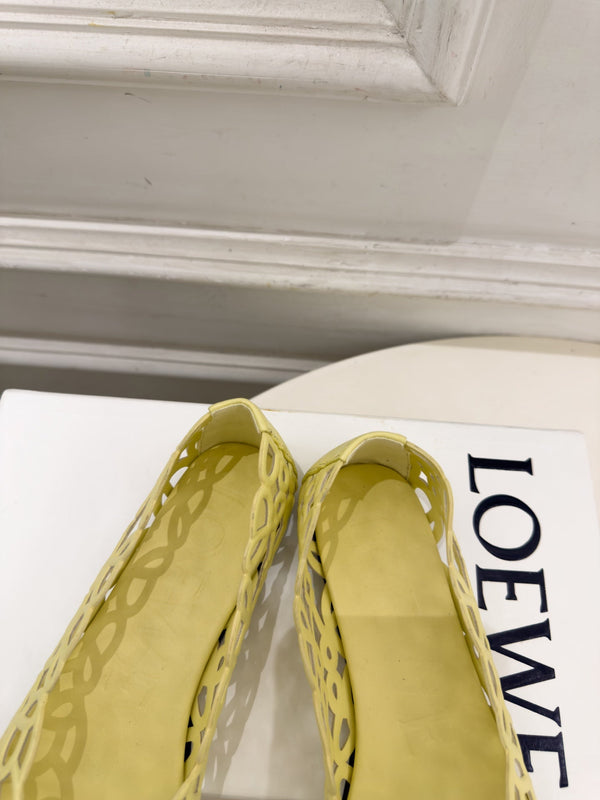 LW Petal Anagram Ballet Flats Pale Yellow Leather 111596