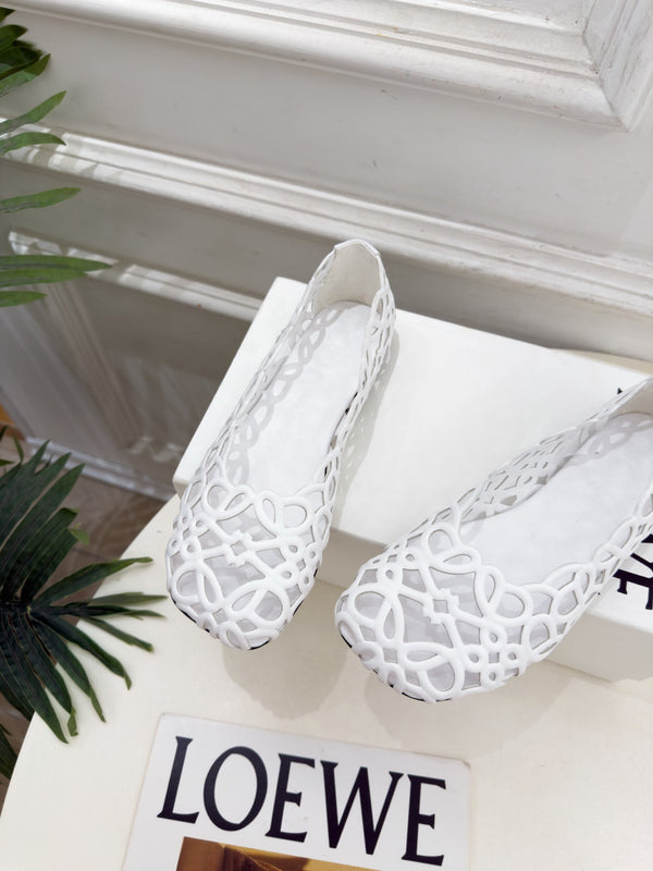 LW Petal Anagram Ballet Flats Pale White Leather 111593