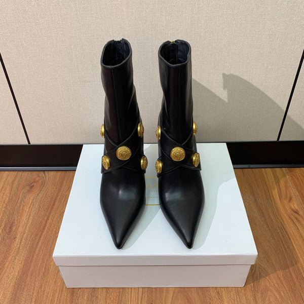 BM 26S Pointed-Toe Boots 10.5cm Gold Logo Buttons Black Leather 111356