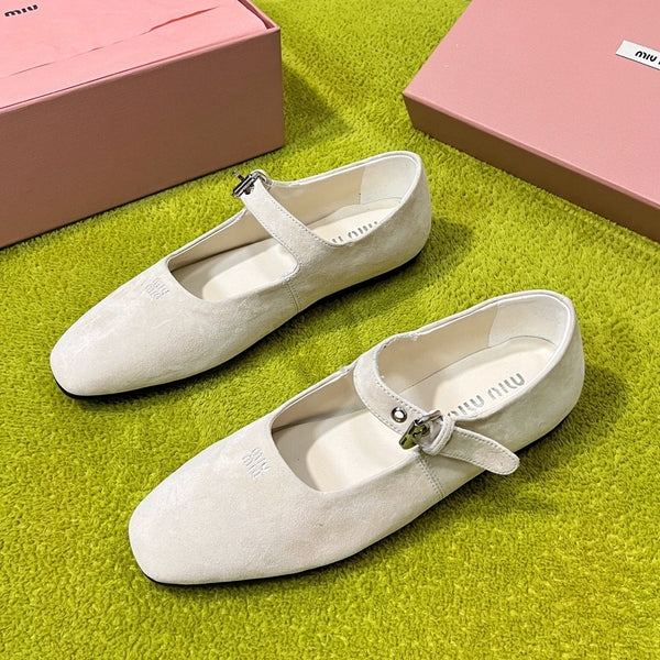 Miu 26S Mary Jane Flats Buckled Strap Logo Cream Suede 137199