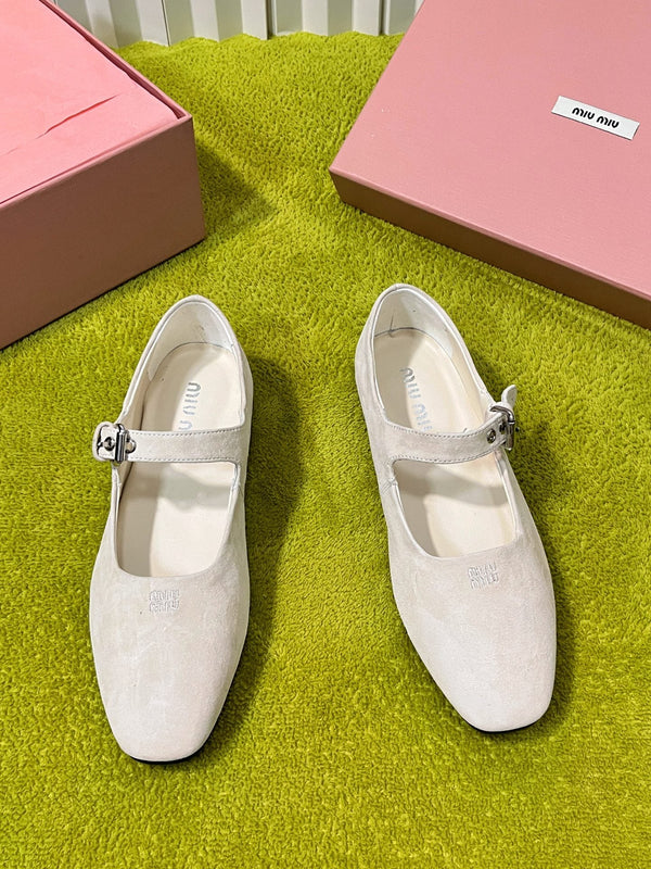 Miu 26S Mary Jane Flats Buckled Strap Logo Cream Suede 137199