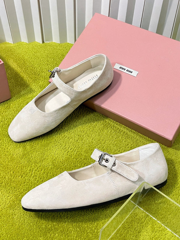 Miu 26S Mary Jane Flats Buckled Strap Logo Cream Suede 137199