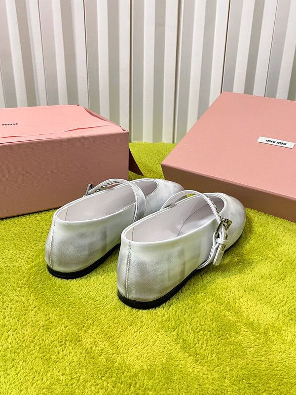 Miu 26S Mary Jane Ballerina Flats Buckle White Cowhide 137196