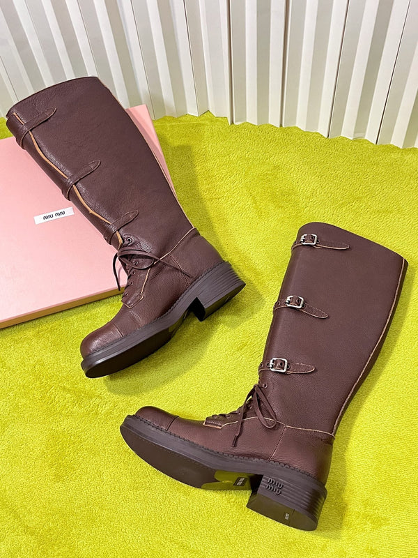 Miu 26S Knee-High Lace-Up Boots 4CM Triple Buckle Brown Pebbled Leather 137191