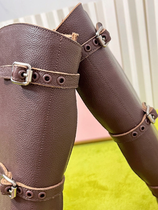Miu 26S Knee-High Lace-Up Boots 4CM Triple Buckle Brown Pebbled Leather 137191