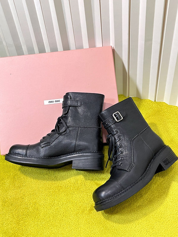 Miu 26S Mid-Calf Lace-Up Boots 4CM Triple Buckle Black Pebbled Leather 137188