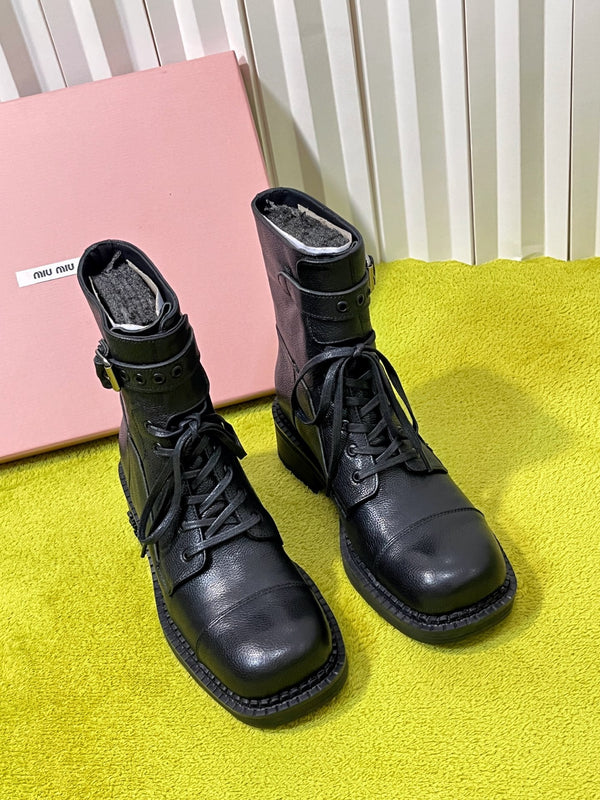 Miu 26S Mid-Calf Lace-Up Boots 4CM Triple Buckle Black Pebbled Leather 137188