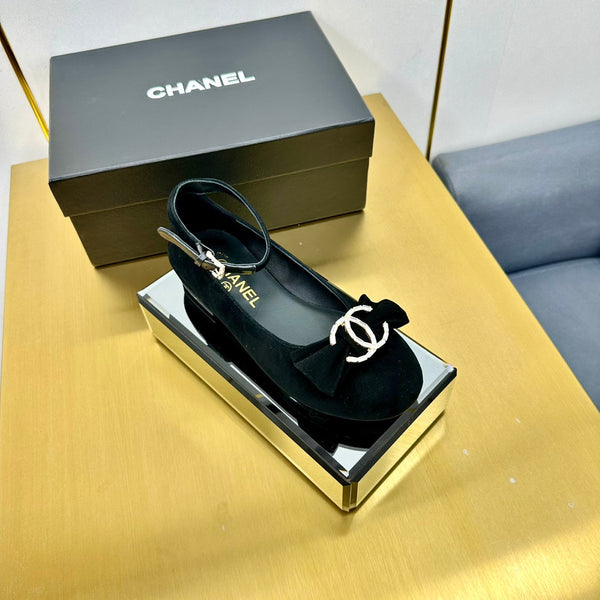 CC 26S Mary Jane Flats Bow Logo Charm Black Suede 140311
