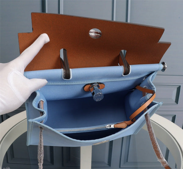 HM HERBAG ZIP 31 SKY AND BRONZE CANVAS