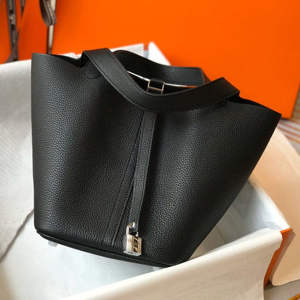 picotin lock 22 black togo shw