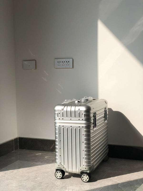 Rimowa 2025 Travel Suitcase Silver Aluminum 273821