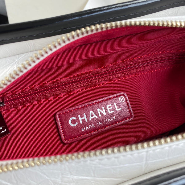 Chanel 25 Gabrielle Black White 20cm Calfskin 289506