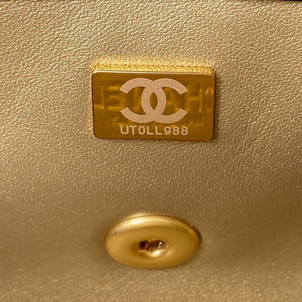 Classic Mini Flap Bag 20cm black lambskin gold hardware