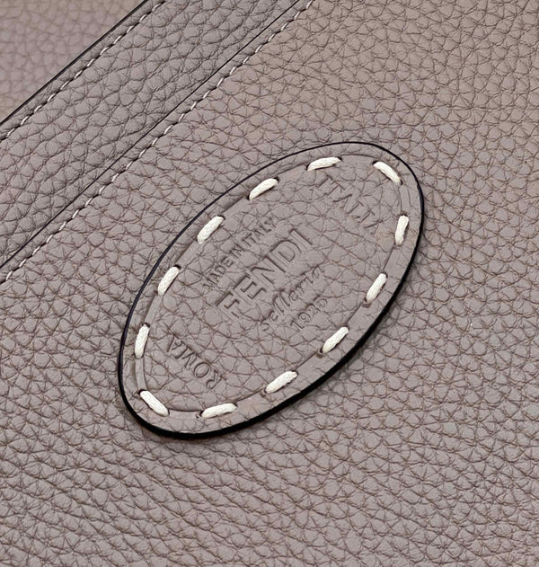 PEEKABOO ISEEU 33 IN TOBACCO BROWN GRAINED CALFSKIN SILVER HARDWARE