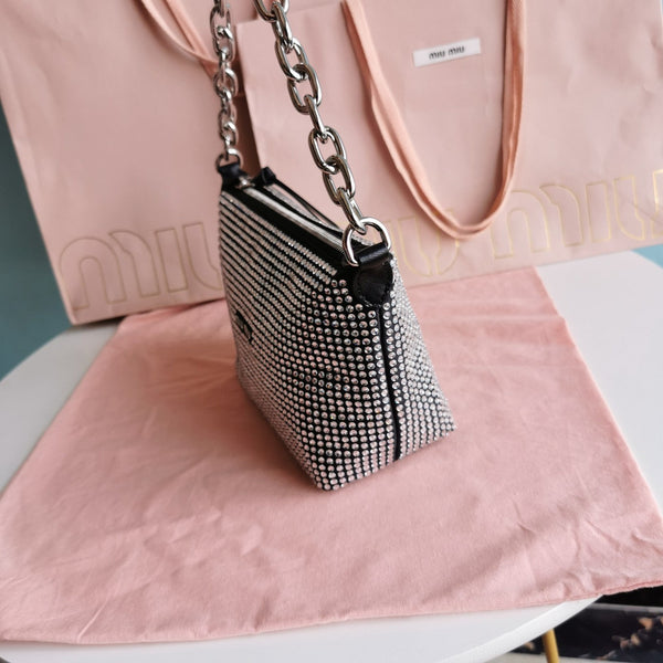 HANDBAG 19 IN BLACK CALFSKIN WITH CRYSTAL