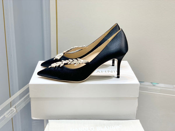 Manolo Women's Nadira Pumps 70 Black Satin