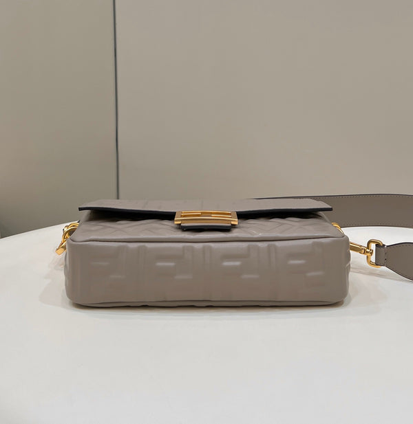 BAGUETTE WITH FF MOTIF 27 IN PINE CONE SOFT LAMBSKIN GOLD HARDWARE