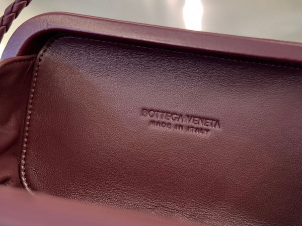 KNOT 20 IN BAROLO LAMBSKIN WITH CHAIN