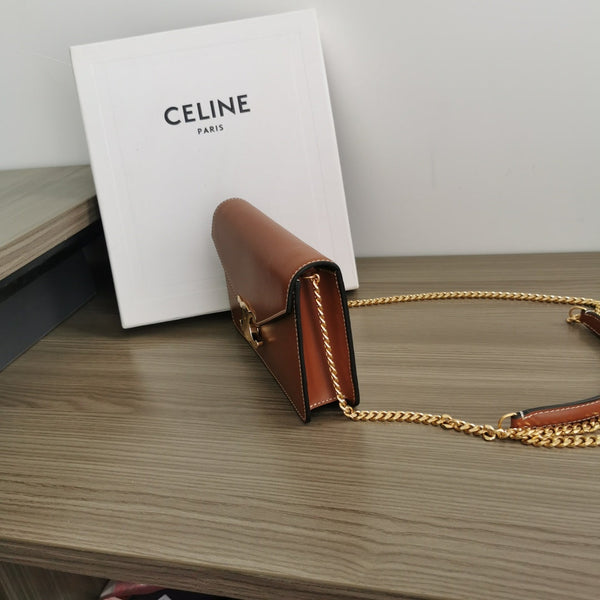 WALLET ON CHAIN MARGO 19 IN RUST ORANGE SMOOTH CALFSKIN GOLD HARDWARE