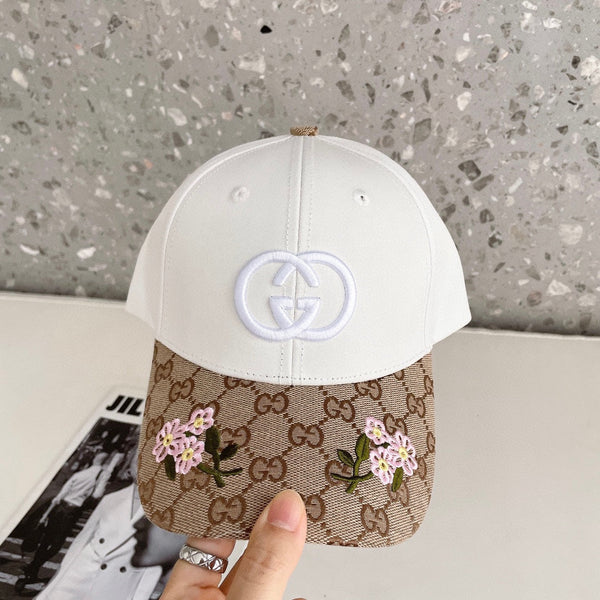 BAKER BOY CAP IN WHITE MIX CAMEL BROWN MONOGRAM JACQUARD FABRIC 136303