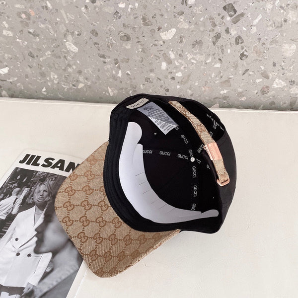 BAKER BOY CAP IN BLACK MIX CAMEL BROWN MONOGRAM JACQUARD FABRIC 136304
