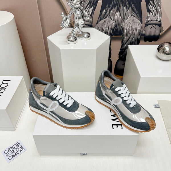 FLOW RUNNER SNEAKER IN SLATE GRAY SUEDE AND PALE GRAY SHEEPSKIN